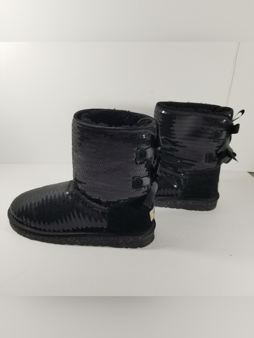 UGG Australia Pure Sequin Suede Boots Women's Size 6 Wool Lined Black